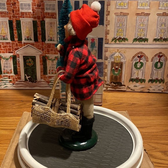 1992 BYERS CHOICE Boy With Christmas Tree and Firewood - Picture 7 of 15